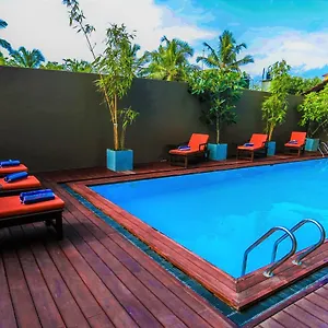 Hotel The Cave, Negombo